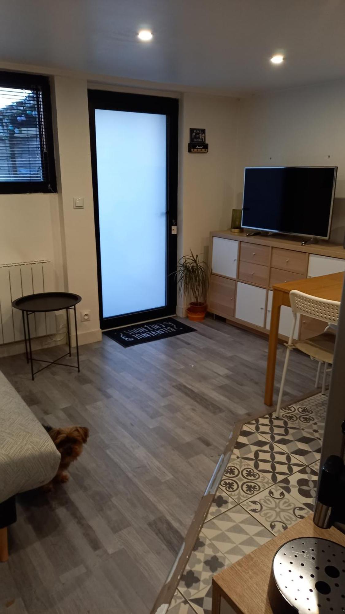 Appartement Individuel En Maison Beaumont-sur-Oise Eksteriør billede