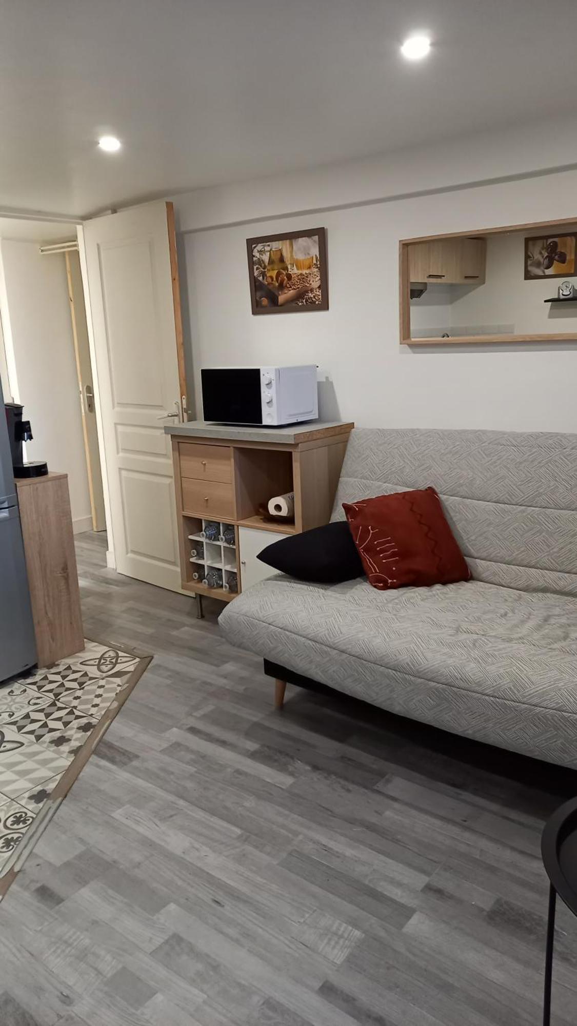Appartement Individuel En Maison Beaumont-sur-Oise Eksteriør billede
