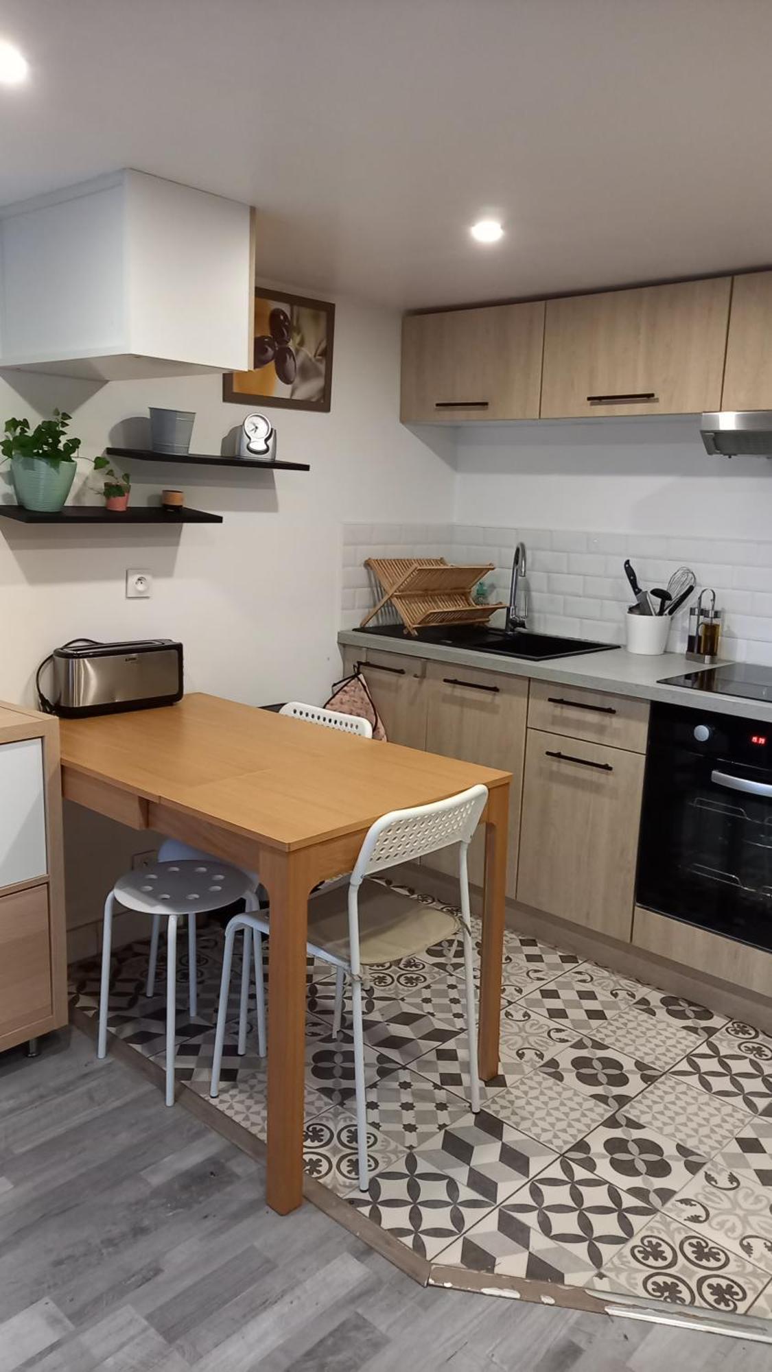 Appartement Individuel En Maison Beaumont-sur-Oise Eksteriør billede